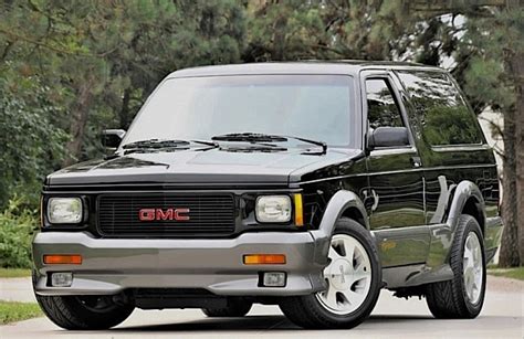 1993 Gmc Typhoon photo