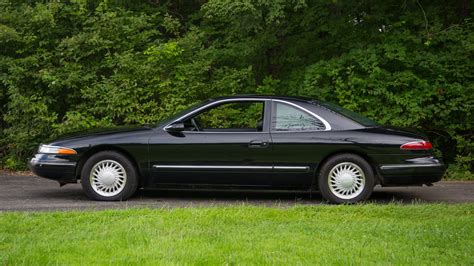 1993 Lincoln Mark viii photo