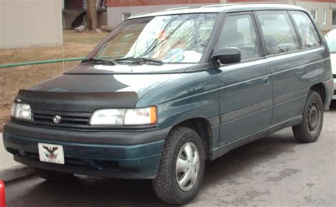 1993 Mazda Mpv photo