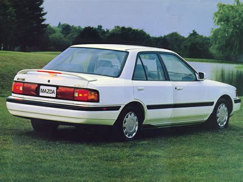 1993 Mazda Protege photo