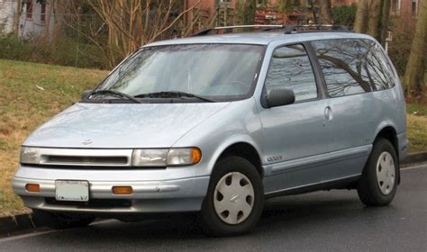 1993 Nissan Quest photo