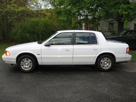 1993 Plymouth Acclaim engine