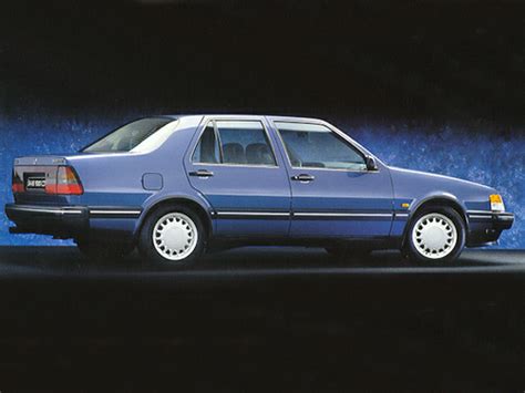 1993 Saab 9000 photo