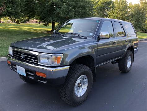 1993 Toyota 4runner photo