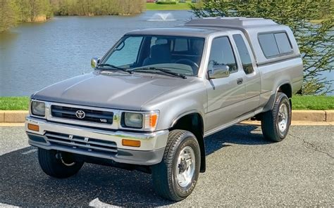 1993 Toyota Sr5 photo