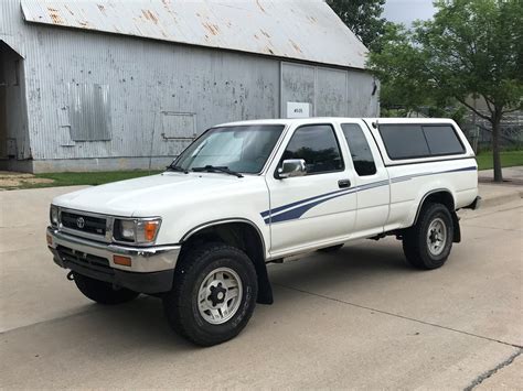 1993 Toyota Sr5 photo