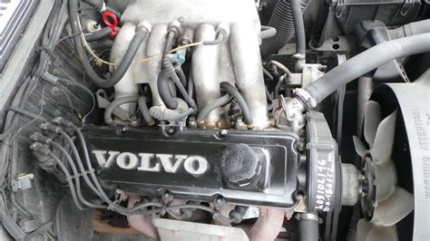 1993 Volvo 740 engine