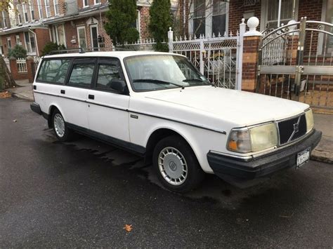 1993 Volvo Volvo white photo