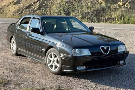 1994 Alfa romeo 164 photo