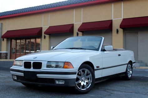 1994 Bmw 318i photo