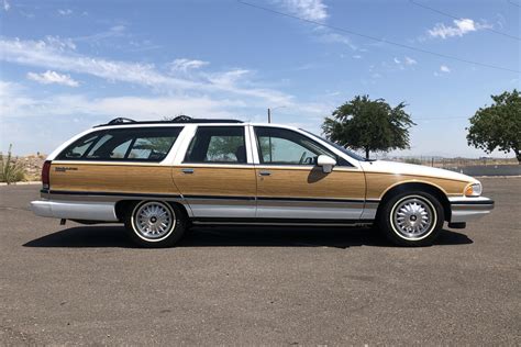 1994 Buick Estate photo