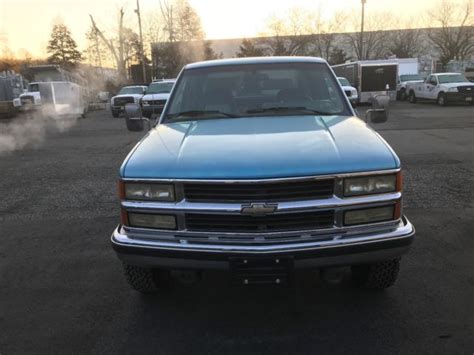 1994 Chevrolet C25 photo