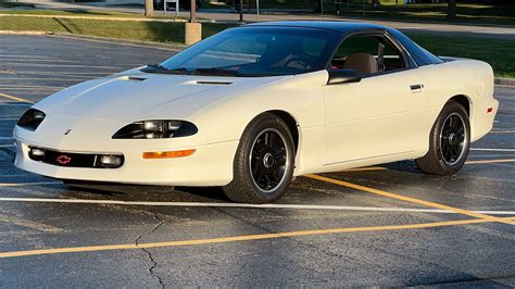 1994 Chevrolet Camaro photo