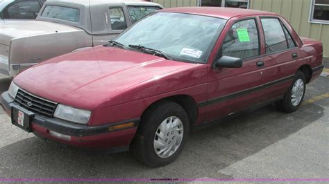 1994 Chevrolet Corsica photo