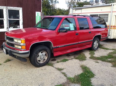 1994 Chevrolet Suburban 1500 photo