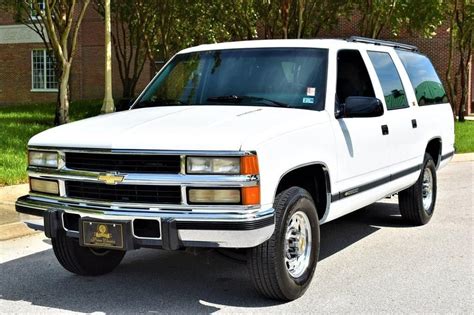 1994 Chevrolet Suburban 2500 engine