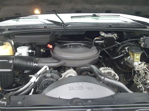 1994 Chevrolet Suburban engine