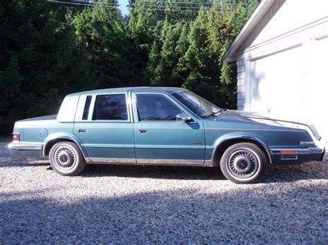 1994 Chrysler Imperial engine