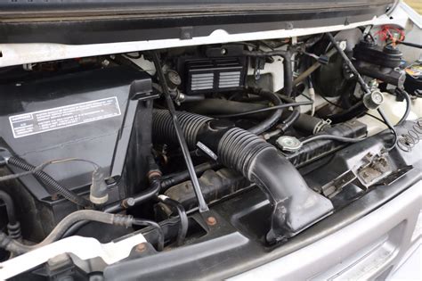 1994 Dodge B250 engine