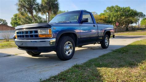 1994 Dodge Dakota photo