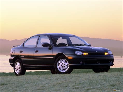 1994 Dodge Neon photo