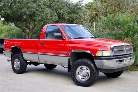 1994 Dodge Ram 2500 engine