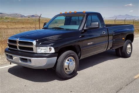 1994 Dodge Ram 3500 photo