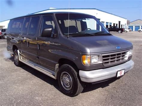 1994 Ford E-350 photo