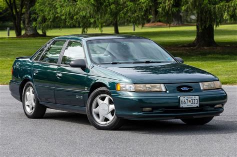 1994 Ford Taurus