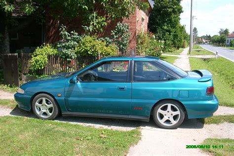 1994 Hyundai Scoupe photo