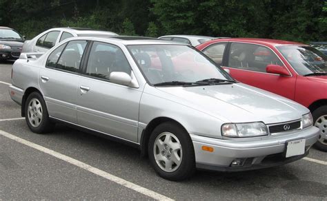 1994 Infiniti G20 photo