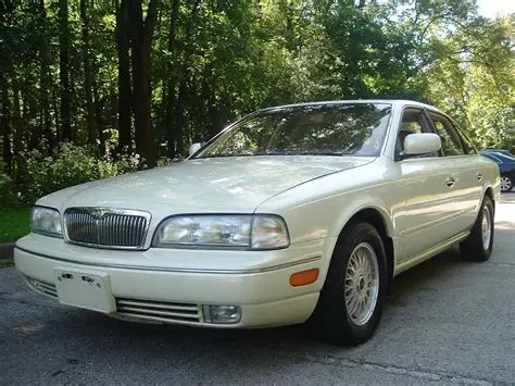 1994 Infiniti Q45 photo