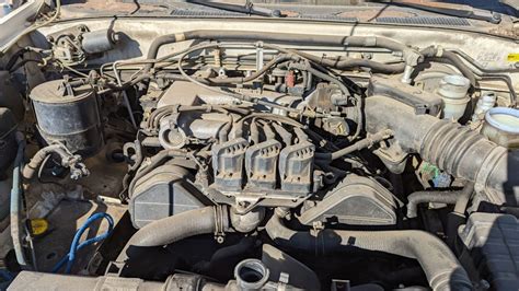 1994 Isuzu Rodeo engine