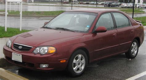 1994 Kia Sephia photo