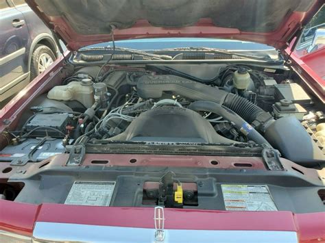 1994 Lincoln Town car engine