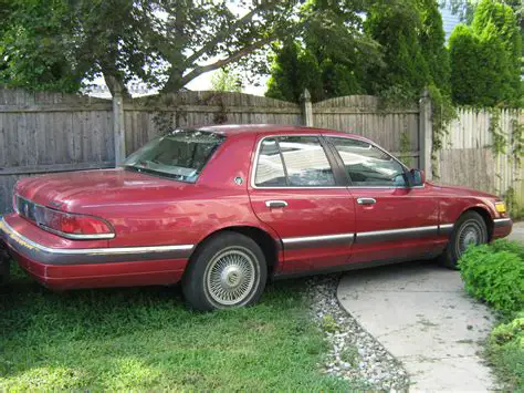 1994 Mercury Grand marquis photo