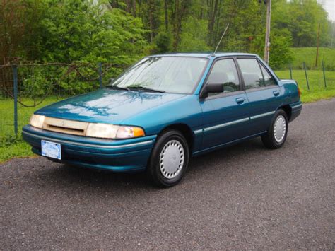 1994 Mercury Tracer photo