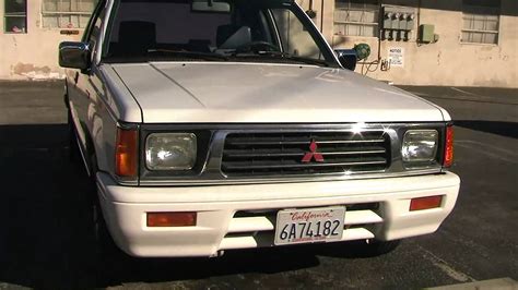 1994 Mitsubishi Pickup photo