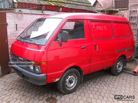 1994 Nissan Van