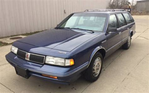 1994 Oldsmobile Custom cruiser engine