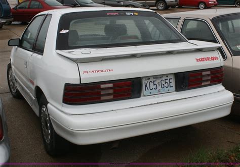 1994 Plymouth Duster photo