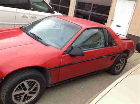 1994 Pontiac Fiero photo