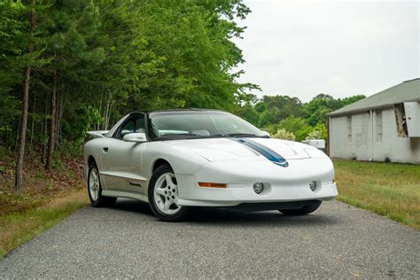 1994 Pontiac Firebird photo