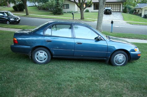 1994 Toyota Corolla photo