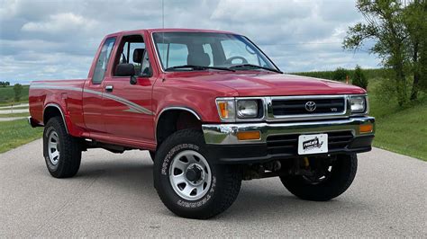 1994 Toyota Pickup photo