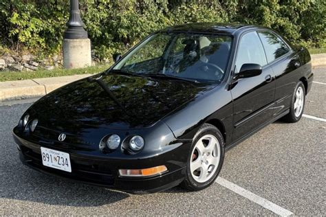 1995 Acura Integra photo