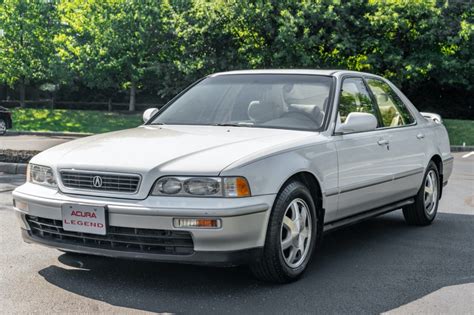 1995 Acura Legend photo