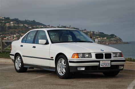 1995 Bmw 325 photo