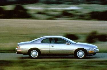 1995 Buick Riviera photo