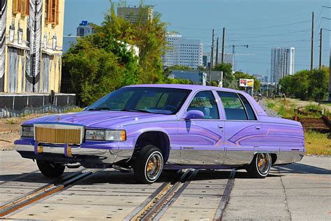 1995 Cadillac Brougham photo